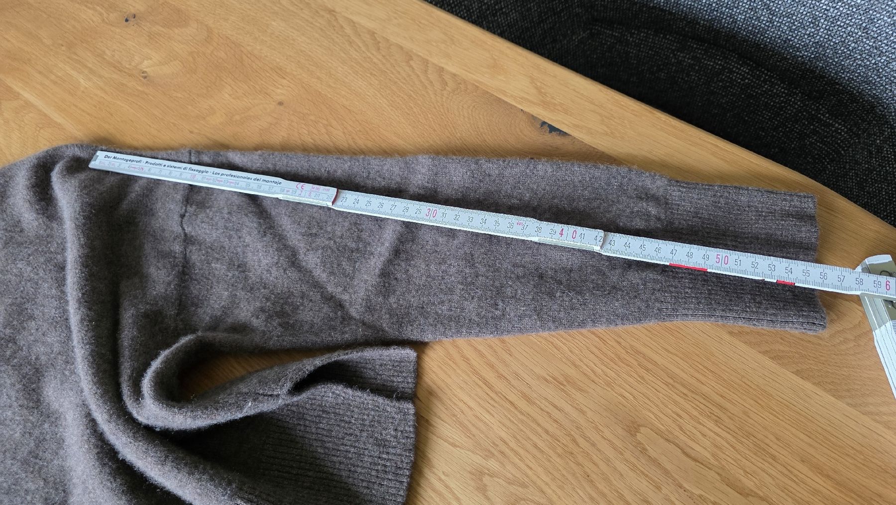 Pullover & Sweatshirts: Hübscher kurzer Kaschmirpullover von "OYSHO" Gr. M – Gebraucht aus Schneisingen von backstore24 5