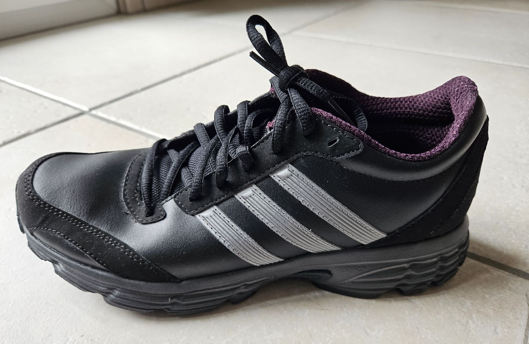 Adidas Scarpe da uomo: Adidas Turnschuh Gr. UK 6 /Gr. ca. 39 – Nuovo (secondo la descrizione) da Haslen GL venduto da Sandra40