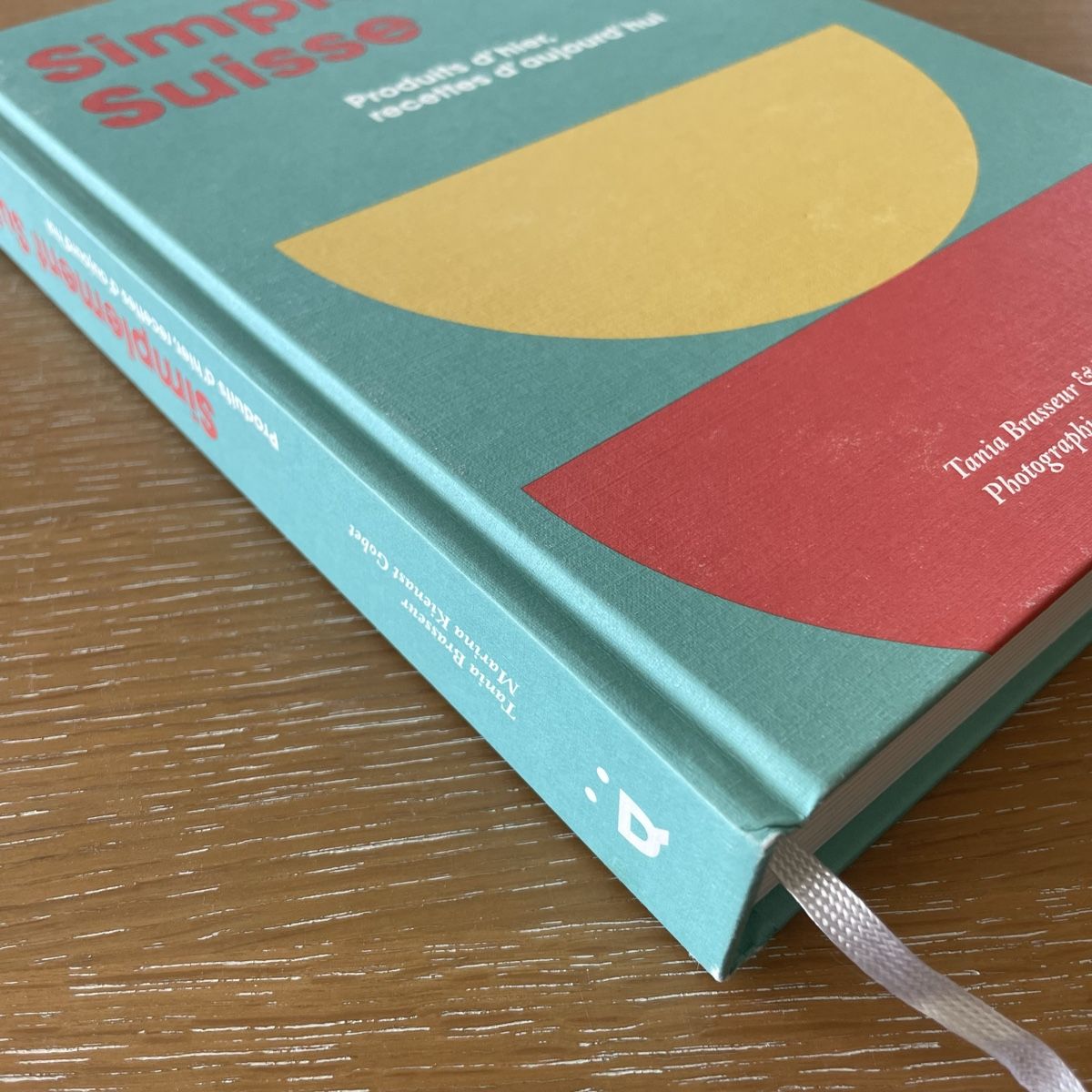 Libri: Buch Simplement Suisse Rezepte guter Zustand – Nuovo (secondo la descrizione) da Utzenstorf venduto da beatrice.ch 1