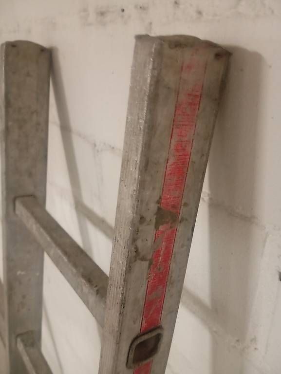 Leitern: Alu Leiter 2 Meter – Gebraucht aus Basel von Petergunn 2
