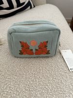 Süsses Necessaire Täschli, hellblau Blumenmotiv!