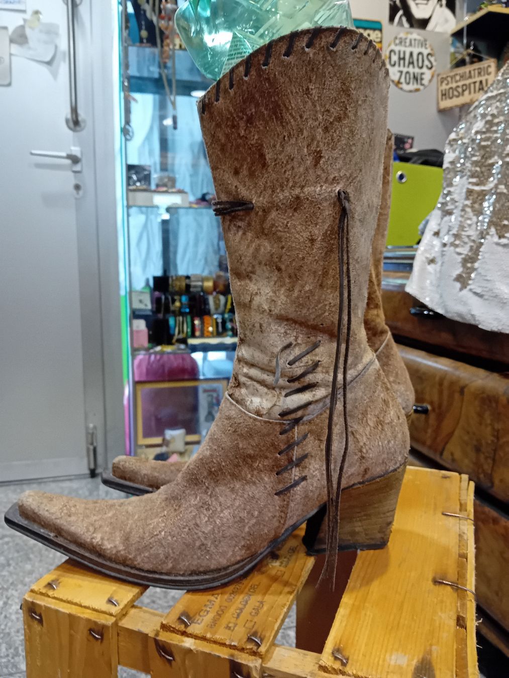 Damenschuhe: Stivali cow boy in camoscio 37 – Gebraucht aus Biasca von Old_6blh 1