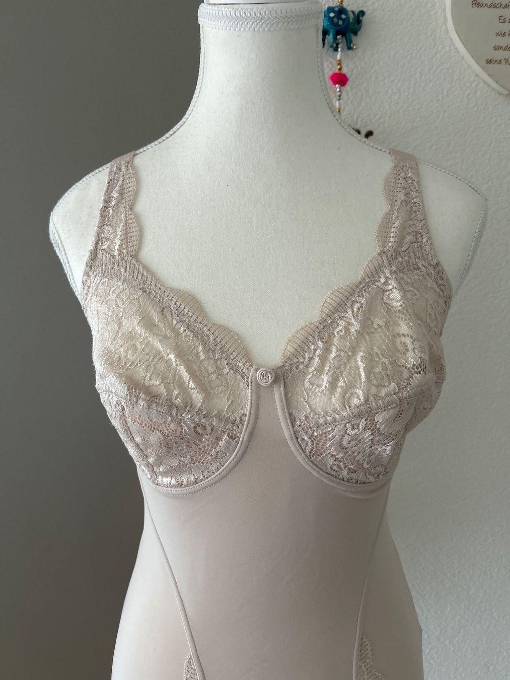 Altra biancheria intima: Formender Body mit Spitze beigefarbig – Usato da Brunnen venduto da Nala2929 2