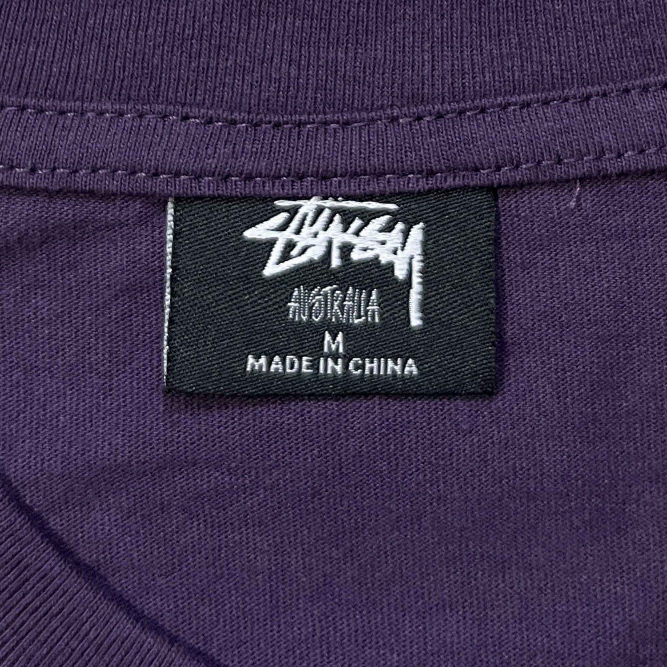 Stüssy T-shirt: Stüssy World Tour Tee (M) – Nuovo (secondo la descrizione) da Chamoson venduto da Sapoloshop 2