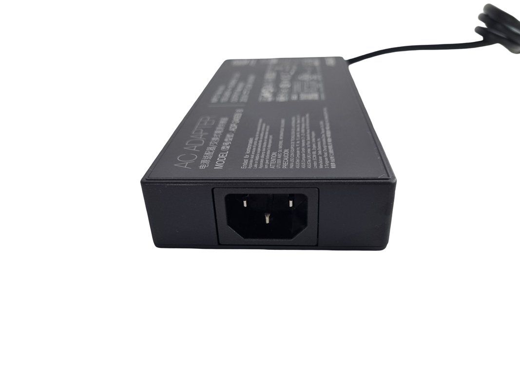 Unità & Adattatore: ASUS Rog Adapter 240.0W – Nuovo (secondo la descrizione) da Wangen b. Olten venduto da Restwert_Wangen 6
