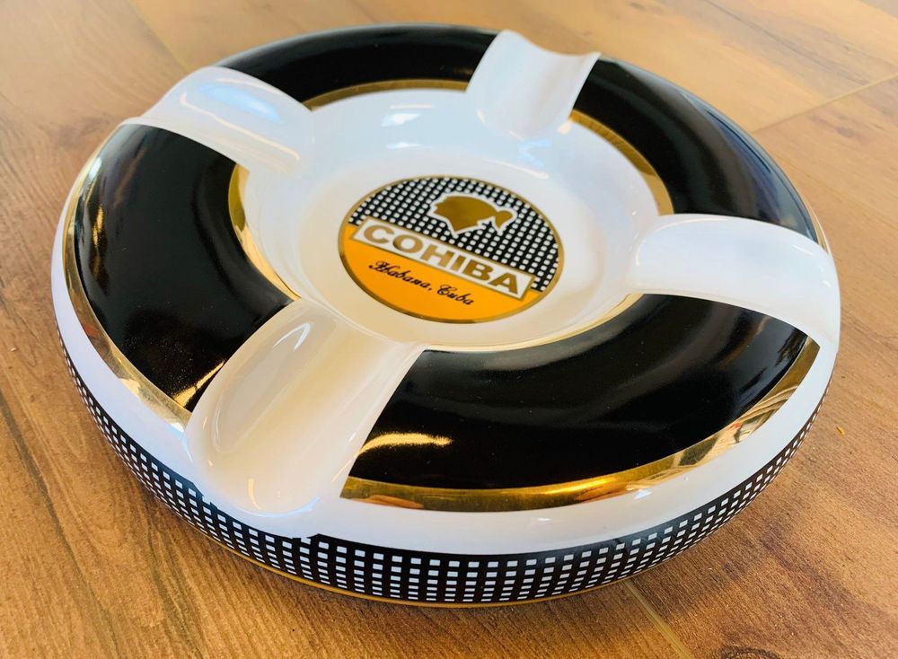 4er Set Zigarren-Aschenbecher Aus Silikon - Unzerbrechlich & Spülmaschinenfest