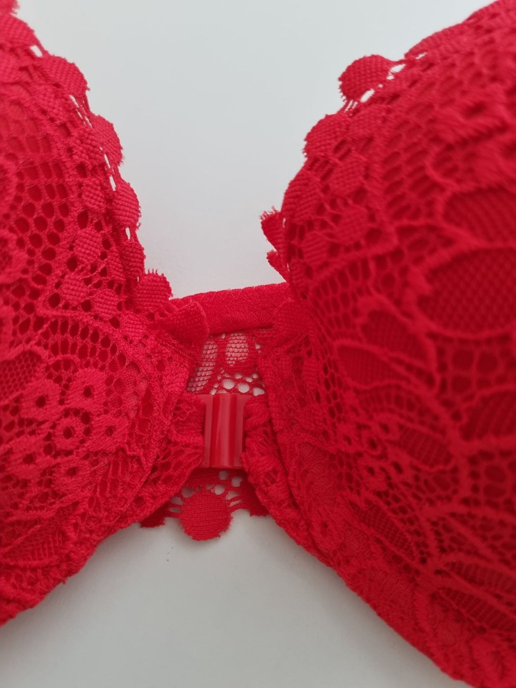 Autres dessous: BH Rot D 75 mit Vorderverschluss – Neuf avec emballage d'origine à Zofingen par Felpa 1