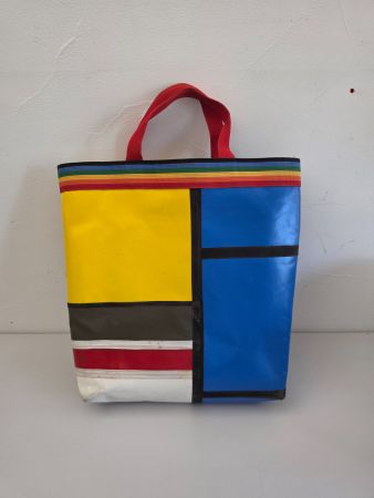 Tasche aus Blachenmaterial - robust - Upcycling