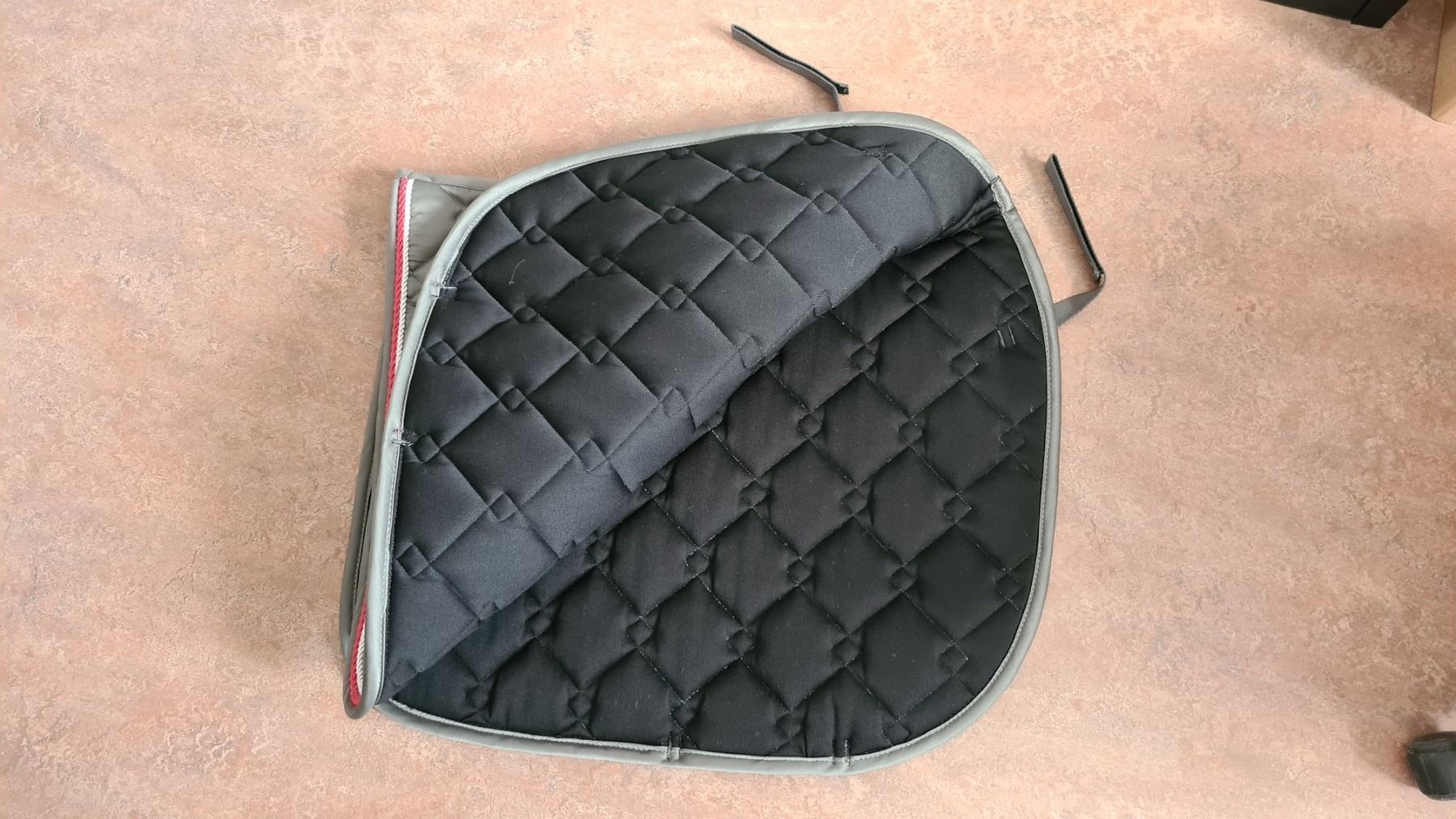 Coperte: Schabracke – Nuovo (secondo la descrizione) da Trimbach venduto da Meily2 1