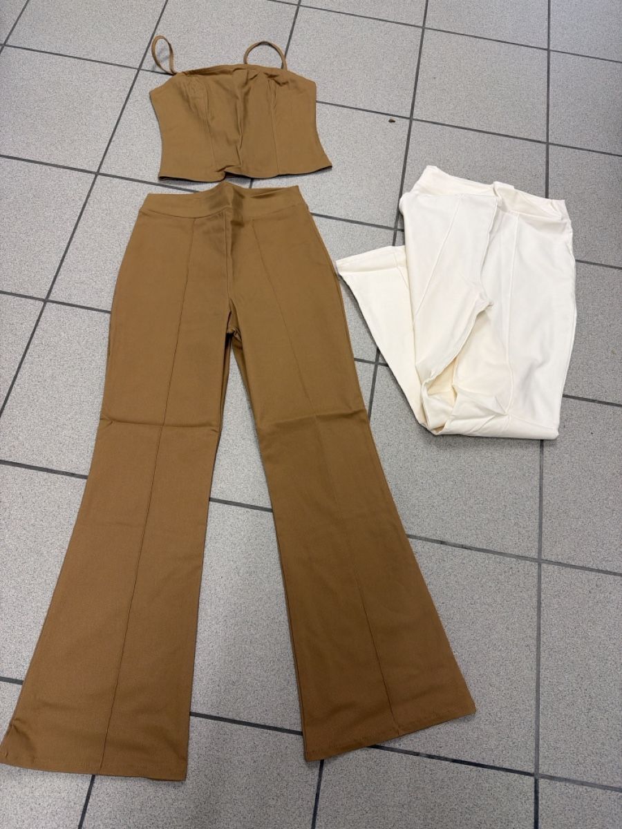 Lotti di vestiti: Kleiderpaket neu Gr M-L – Nuovo (secondo la descrizione) da Weggis venduto da Doris
