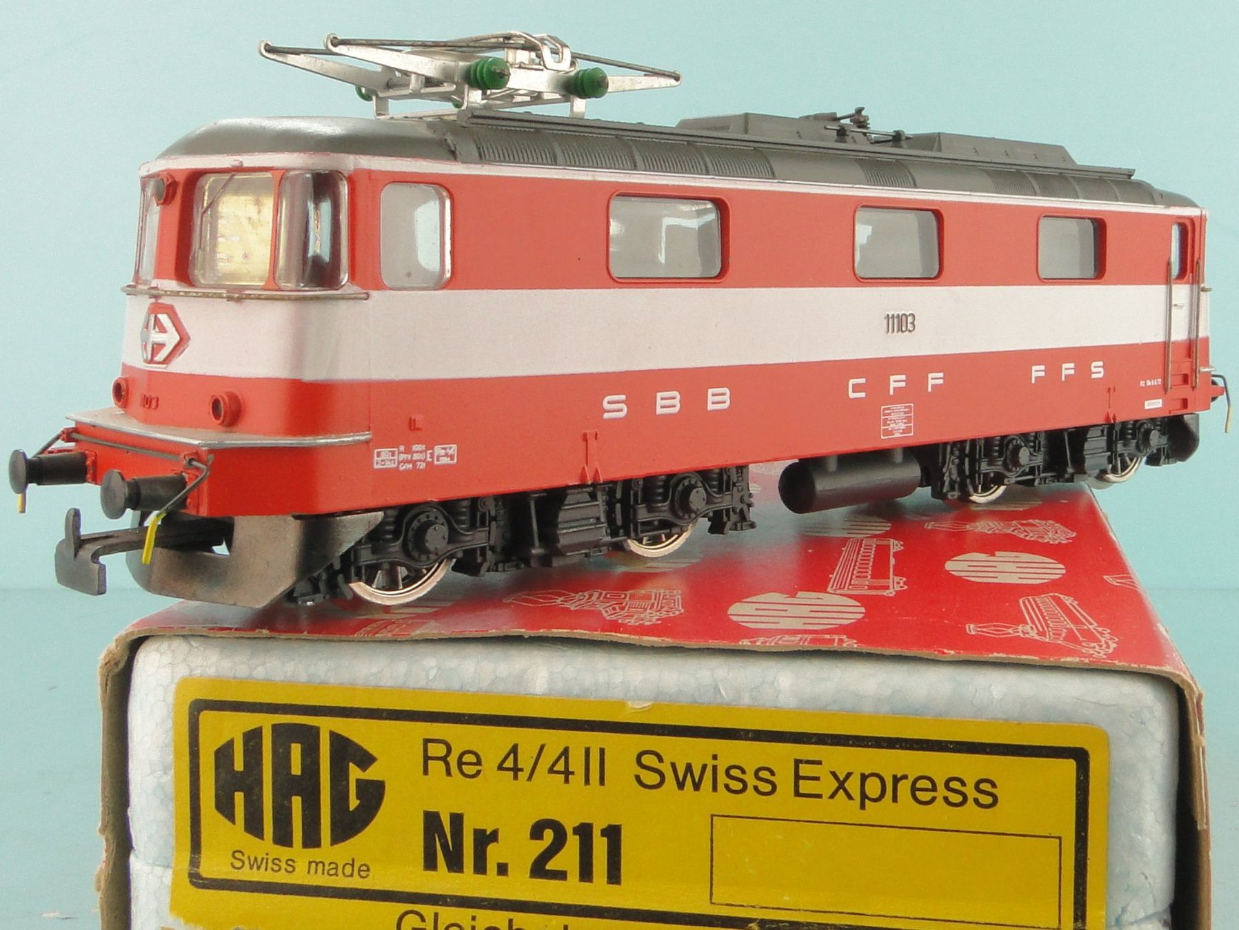 Hag Modelleisenbahnen: HAG 211 SBB Re 4/4 Swiss Express, DC – Gebraucht aus Bülach von cann11