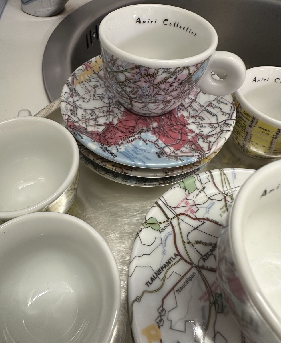 Amici Tassen: Set 6 tazzine caffè Amici Collection – Gebraucht aus Losone von niv_8vwx 2