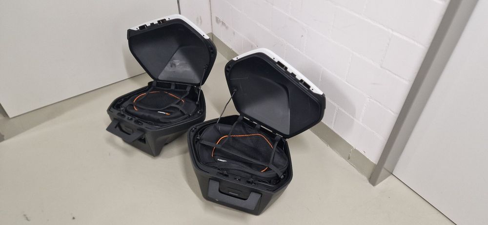 Tank Schutz Pads - KTM 1290 Superduke GT '16- | Powerparts Hinz