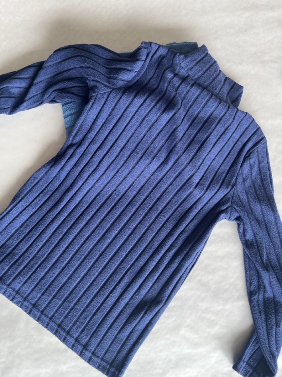 Pulls & Sweat-shirts: Rollkragenpullover gerippt blau und hellblau 140 – D'occasion à Horw par Pem1278 1