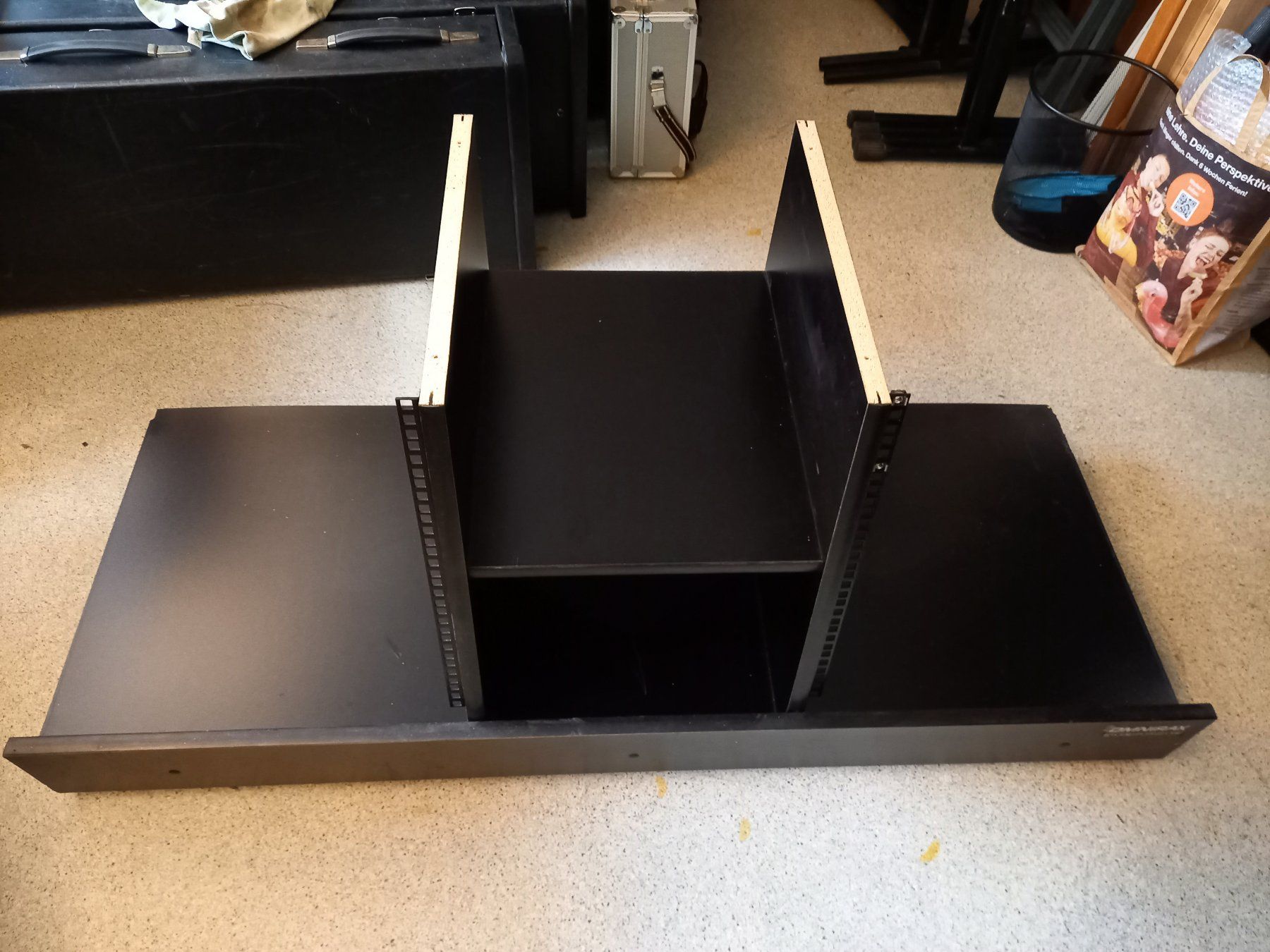 Strumenti musicali: Omnirax SynthRax 88 Keyboardgestell – Usato da Luzern venduto da garlicia 8