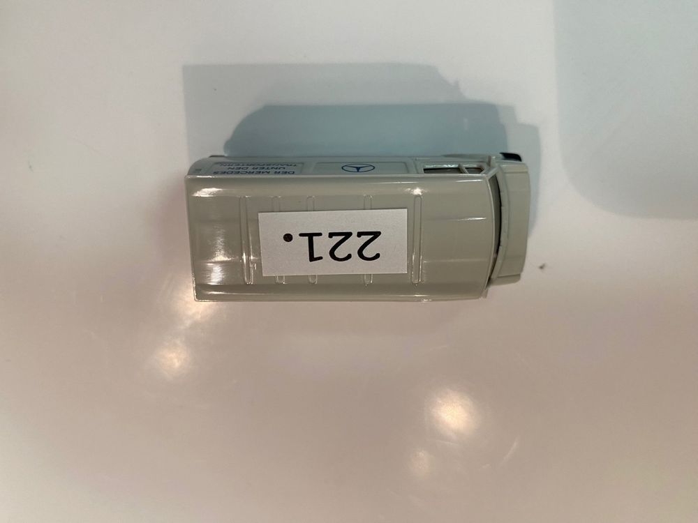 Mercedes-Benz 280-282 Kasten Wiking 1-87 221 4