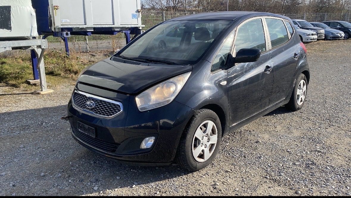Kia Automobili: Kia Venga 1.4 ISG Benziner  für Teile oder Export  – Difettoso da Oetwil am See venduto da tomacar
