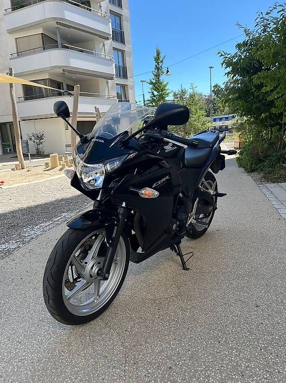 Strada: Honda CBR 250R ABS – Usato da Glattfelden venduto da Danieledrive 1