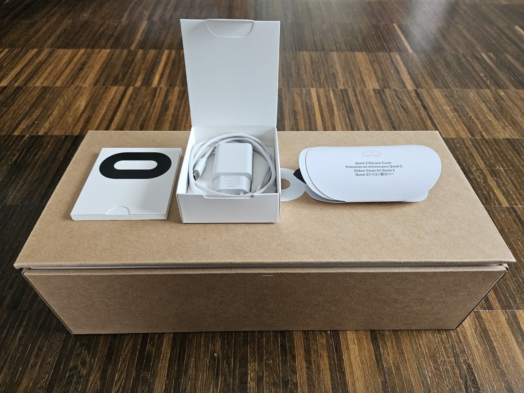VR Brille: Oculus Quest 2 VR + Controller im Originalkarton (128 GB) – Gebraucht aus Zürich von adr_5vms 4