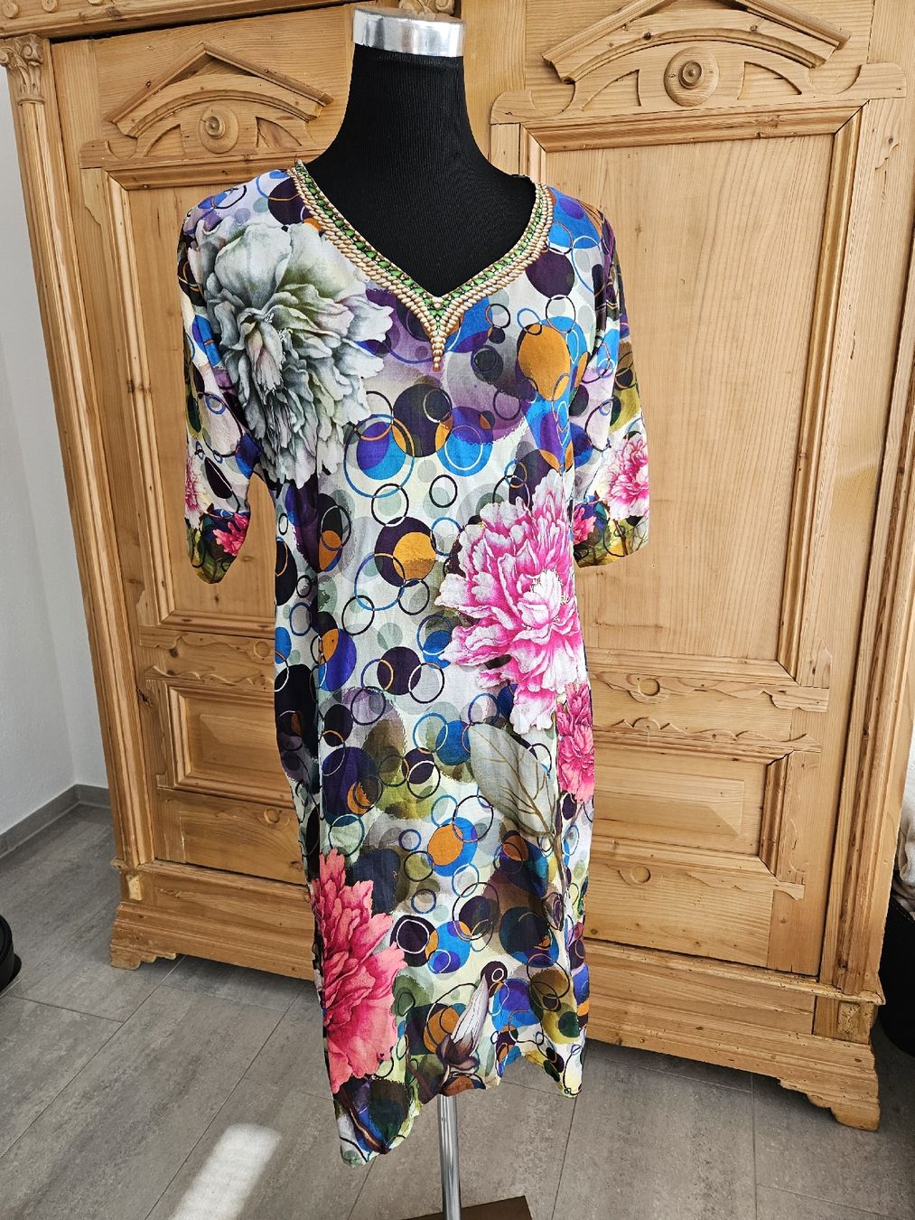 Vestiti: Kleid, Seidenkleid, 100% Seide – Nuovo (secondo la descrizione) da Wiesendangen venduto da Sinhuk 1
