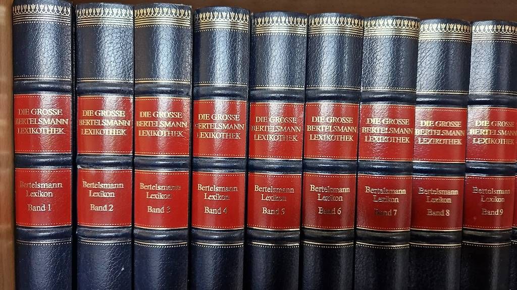 Libri: Bertelsmann Lexikothek – Usato da Aarburg venduto da tombey 4