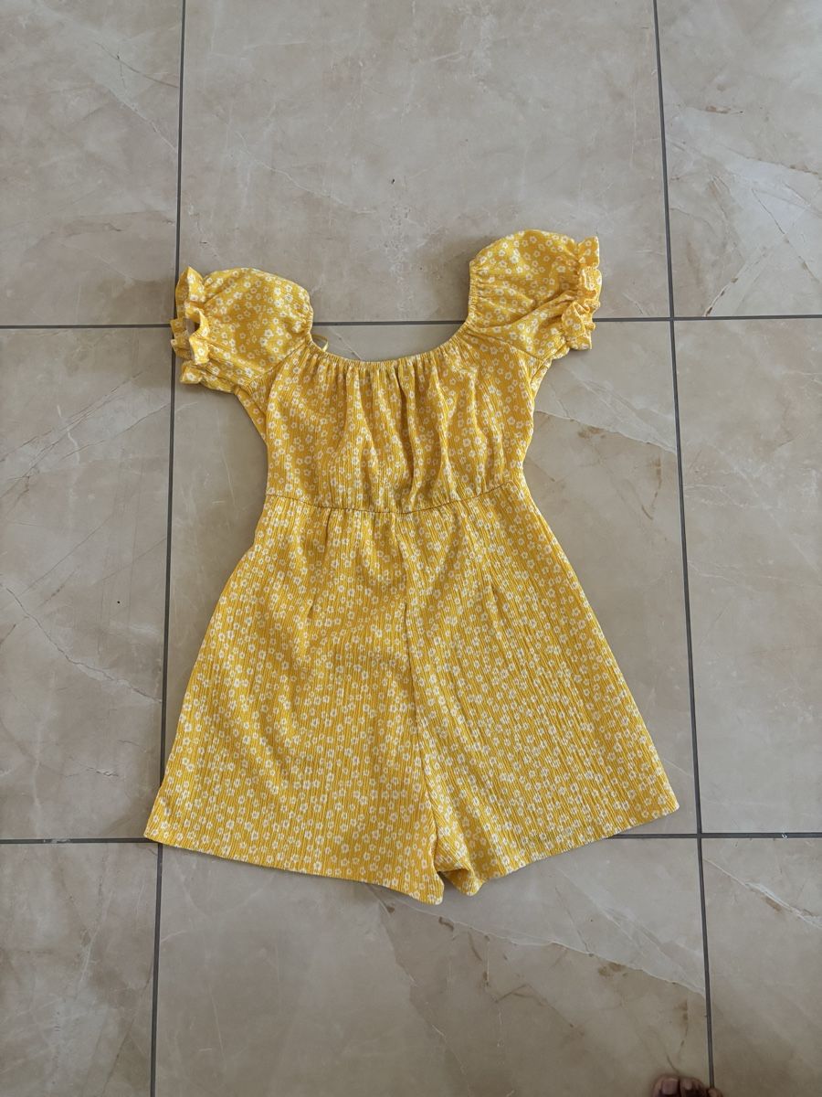 Tute: Combinaison  jaune à fleurs – Usato da La Roche FR venduto da syd_vdb6 1