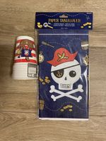 Tischdecke und Becher Piraten Motiv