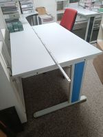 Bürotisch massiv, gute Qualität. 1.20m x 0.80cm