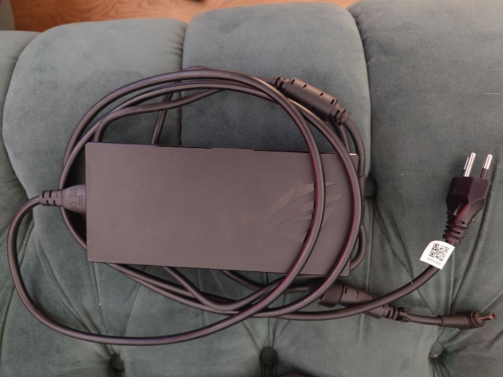 Asus Notebook: ASUS ROG Zephyrus G16 Duo RTX 4090 – Usato da Zürich venduto da sushihase 4
