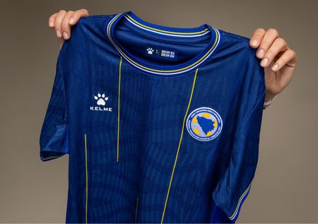 Kelme Bosnien und Herzegowina Authentic Home Trikot 26-27
