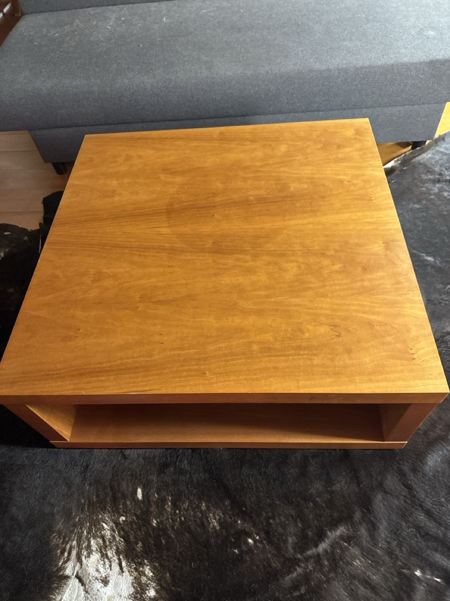 Tische: Schwerer Couchtisch quadratisch  Holz modern – Gebraucht aus Schmitten FR von mantom 6