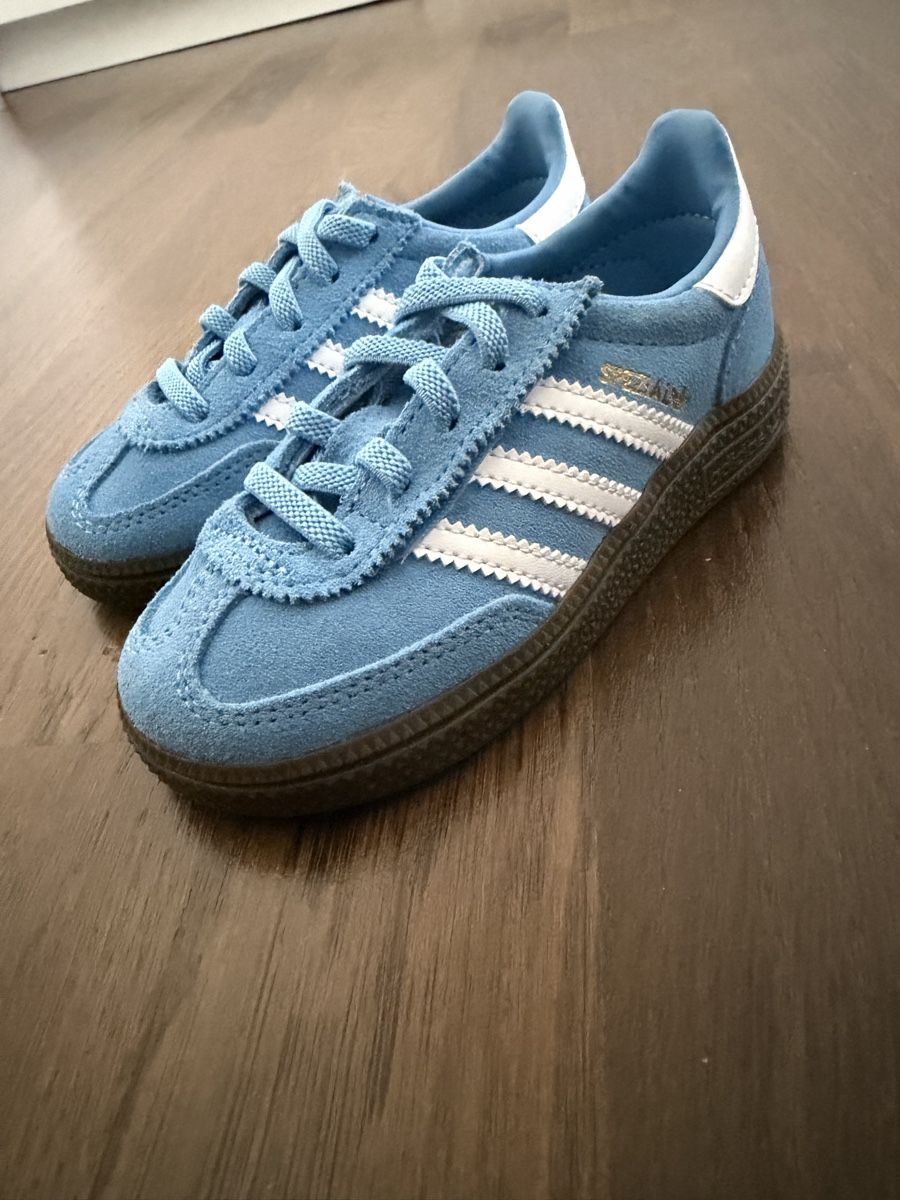 Scarpe per ragazzi: Adidas Spezial Kinderschuhe – Nuovo (secondo la descrizione) da Pratteln venduto da sarax3.-