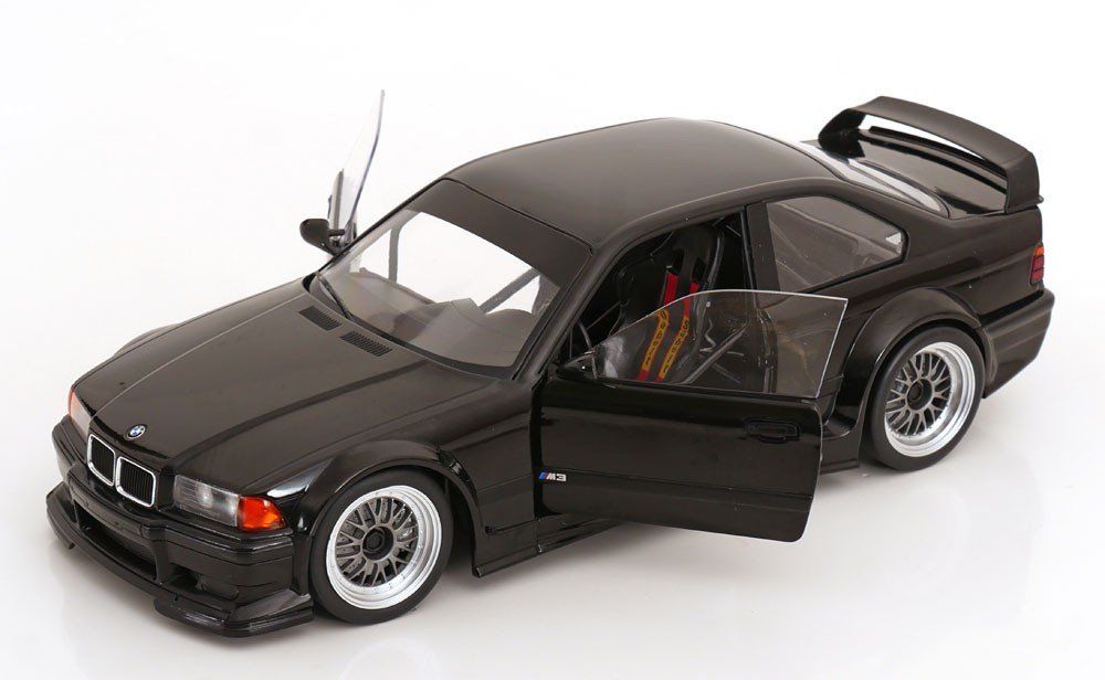 BMW Voitures modèles: BMW M3 E36 GTR Plain Body Version schwarz 1:18 NEU – Neuf avec emballage d'origine à Oberrüti par tomluethi 1