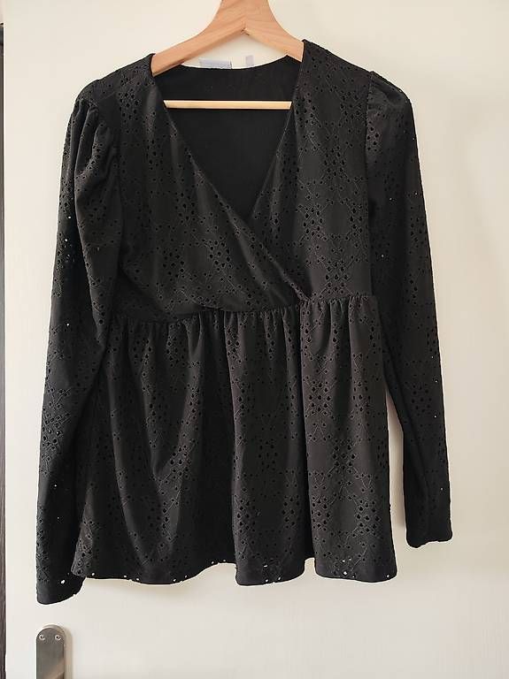 Lots de vêtements: Diverse Umstandsmode, Gr. M-L – D'occasion à Müllheim Dorf par gab_z6f5 4