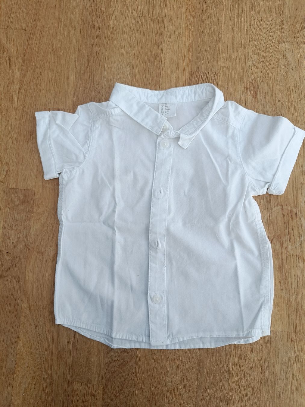 Camicie, Top & T-shirt: Hemd Grösse 74  – Usato da Jaberg venduto da urig17.