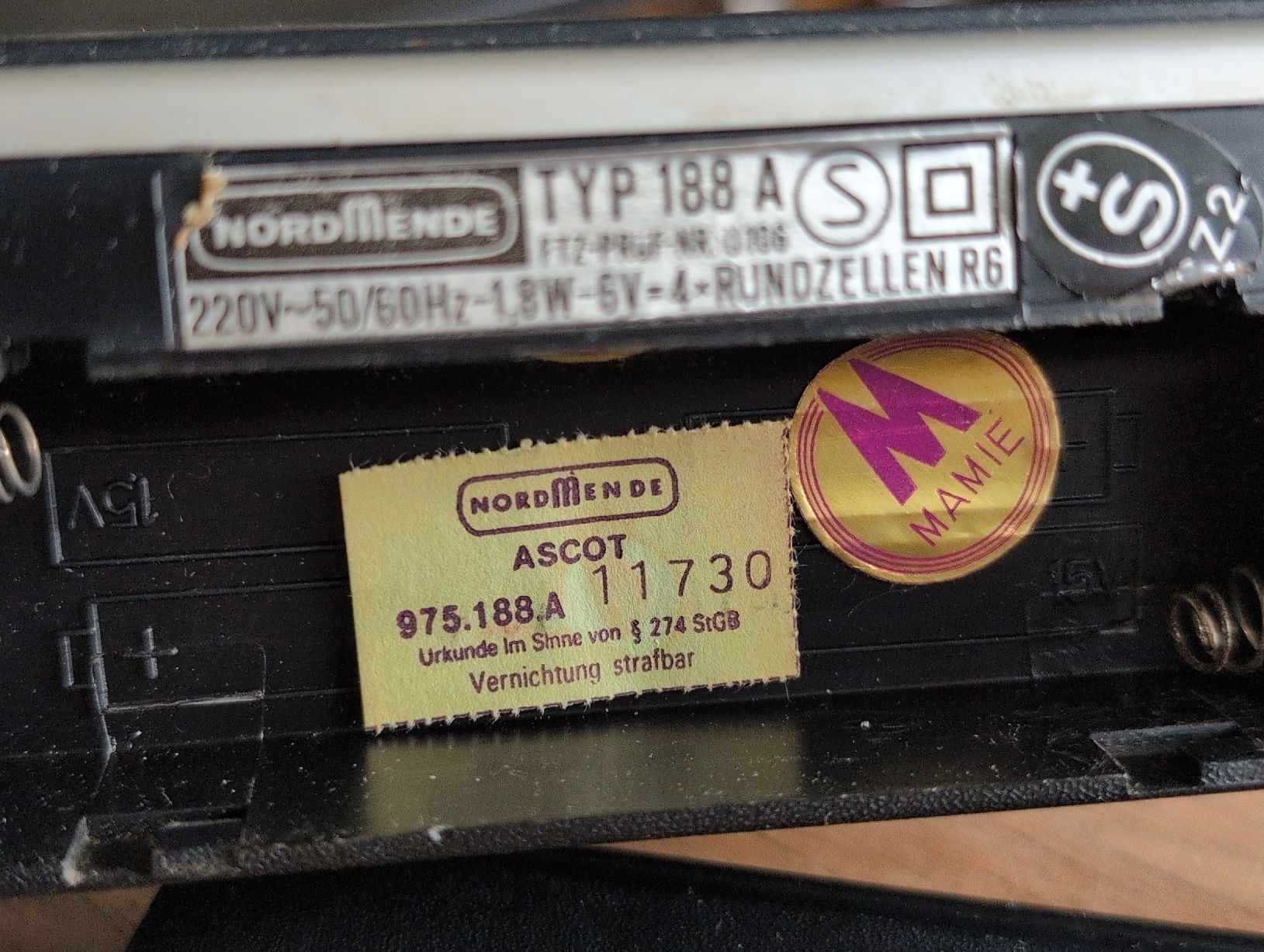 Nordmende Radio: Nordmende Transistor Radio - Model ASCOT – Usato da Breitenbach venduto da Dribbel 7