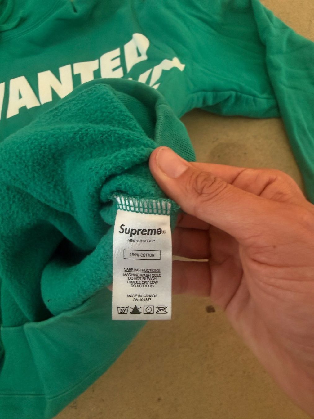 Maglioni & Felpe: Supreme Hoodie Grösse M – Usato da St. Gallen venduto da samuel9408 1