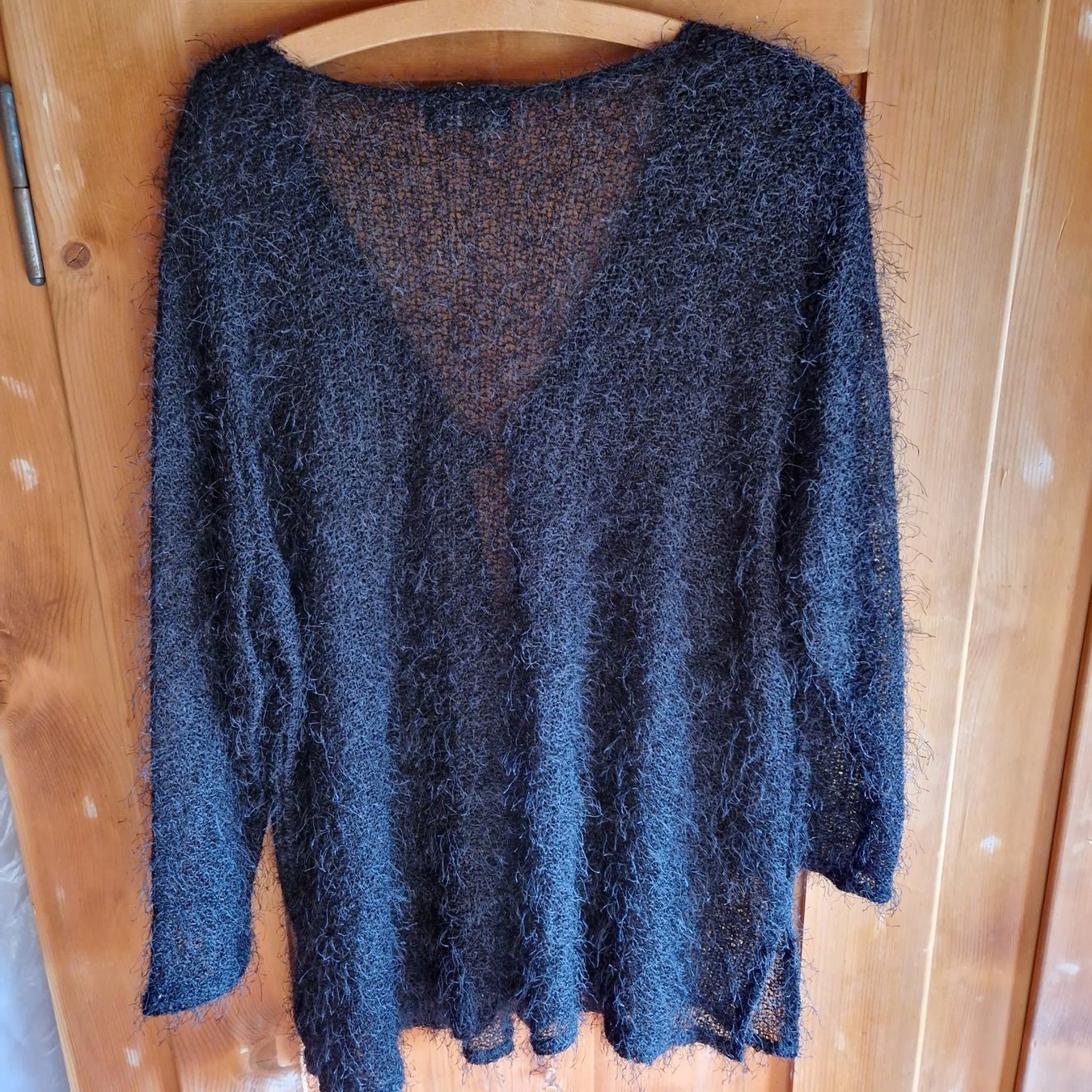 Giacche: Jacke schwarz von feminin, "Federkleid" – Usato da Rüti ZH venduto da Gigelisuppe 1