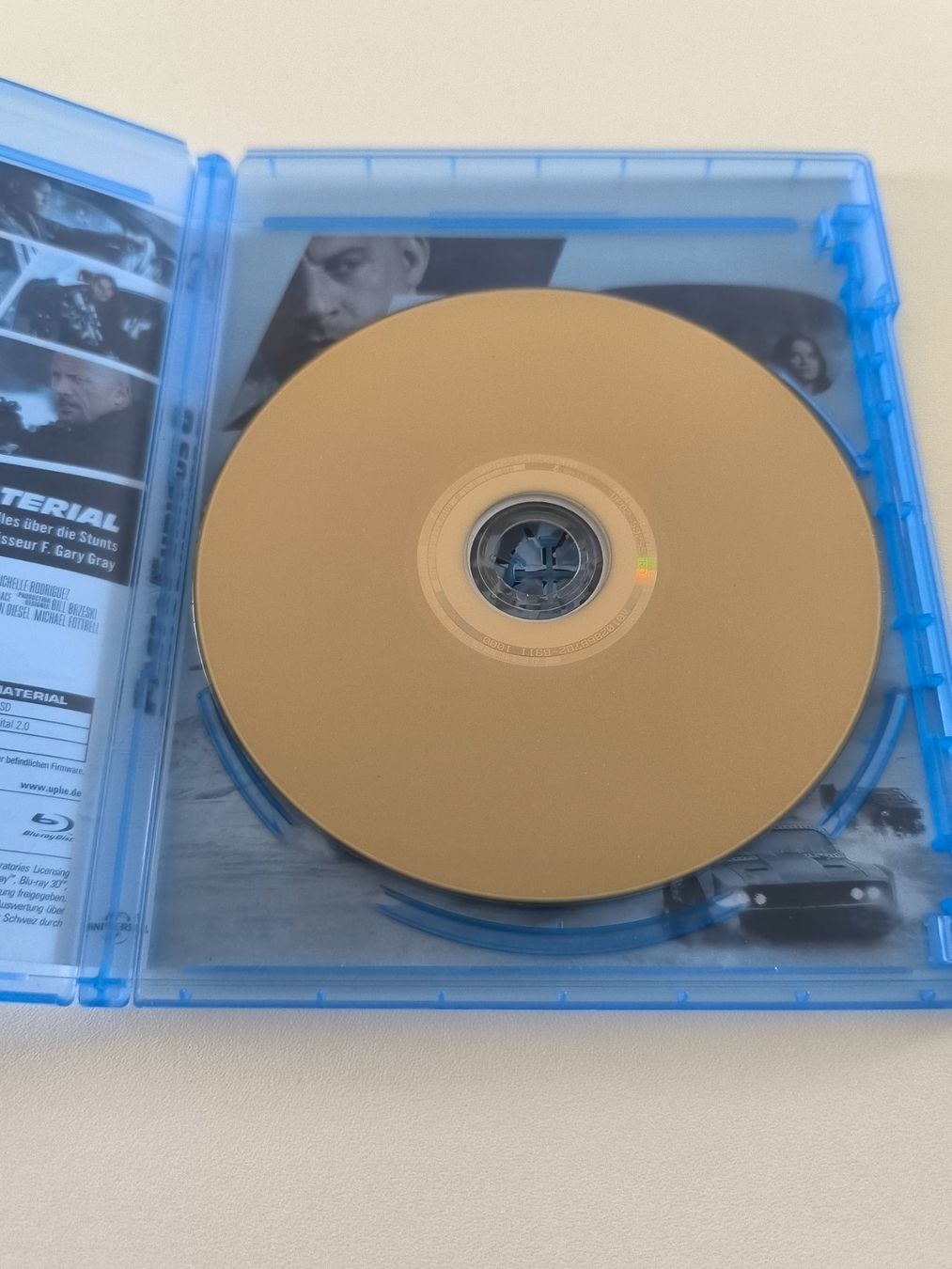 Tutti i DVDs: Blu-ray / Fast & Furious 8 – Usato da Muttenz venduto da hak_dsk9 3