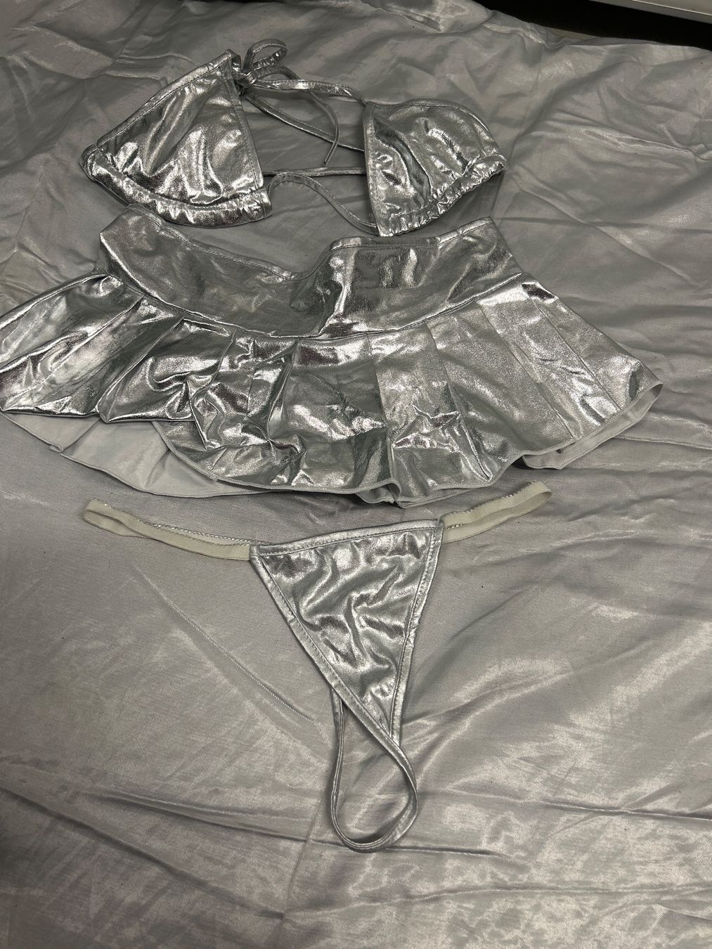 Sonstige Unterwäsche: Dessous Set BH Minirock String Silber Gr M NEU – Neu und originalverpackt aus Regensdorf von Spyke55