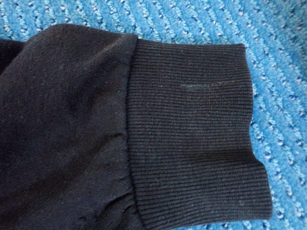 Maglioni & Felpe: 2 Kapuzenpullover in Grösse XS mit kleineren Flecken – Usato da Galgenen venduto da Marc98 7