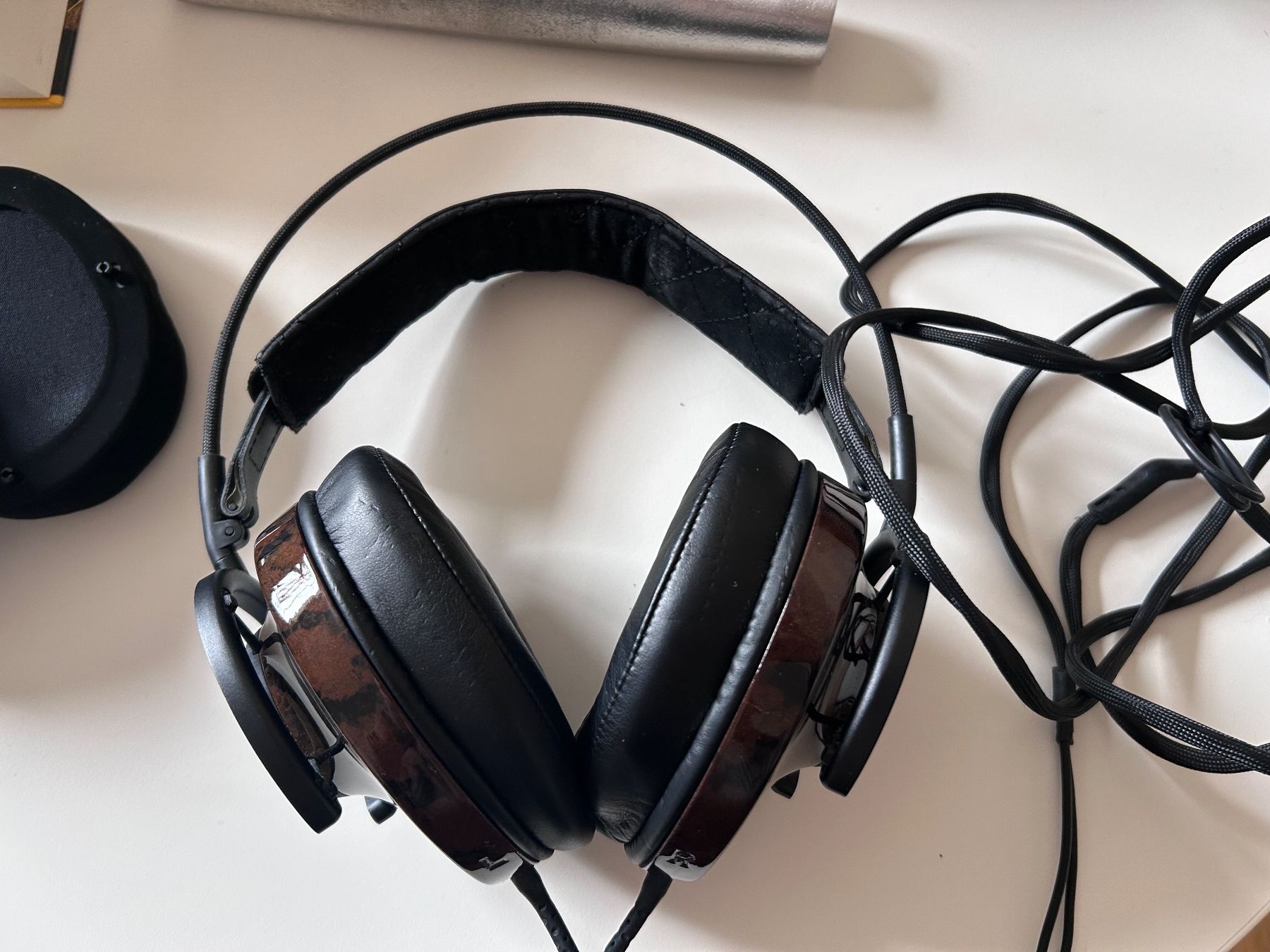 AudioQuest Cuffie: Audioquest Nighthawk Kopfhörer – Usato da Zürich venduto da pascabl
