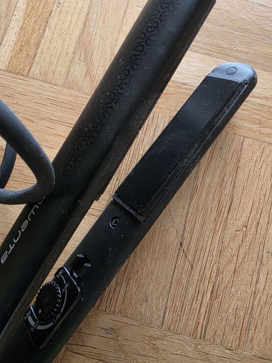 Lockenstäbe & Haarglätter: Haarglätteisen – Gebraucht aus Bonstetten von Visor9 1