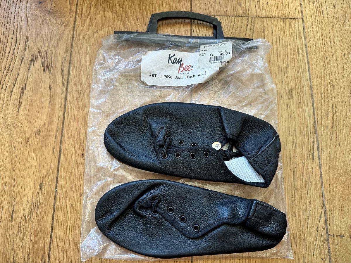 Scarpe da uomo: Jazz Black Kay Bee Gr. 35 Neu! – Nuovo e nell'imballaggio originale da Basel venduto da boo_dc8c