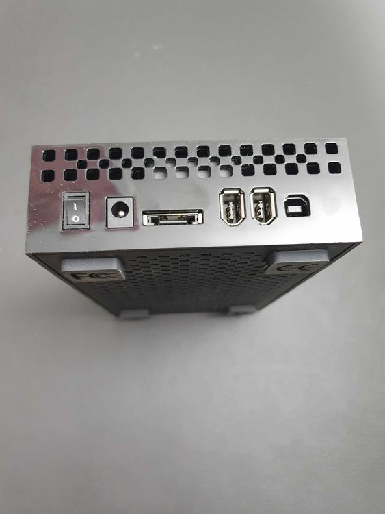 Lacie Dischi rigidi: LaCie Neil Poulton 1TB Festplatte - Top Zustand, getestet! – Usato da Zürich venduto da elhopper 2