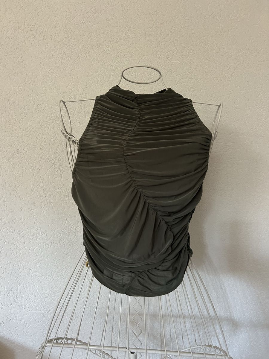 Pull&Bear Top: gerafftes Top – Usato da Schmitten FR venduto da let_k9yc