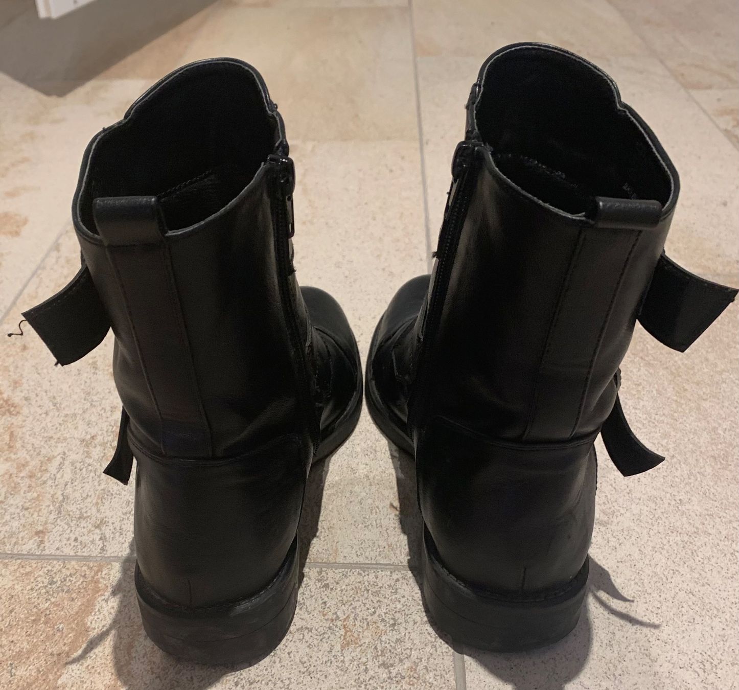 Damenschuhe: Stiefeletten – Gebraucht aus Buchs SG von BubiLuna 3