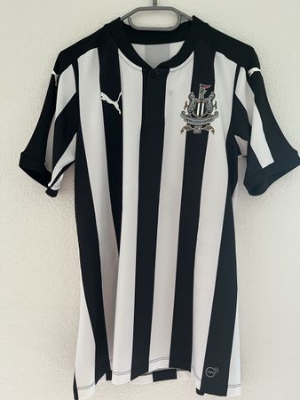 Newcastle United 2017-2018, Stock Pro, L