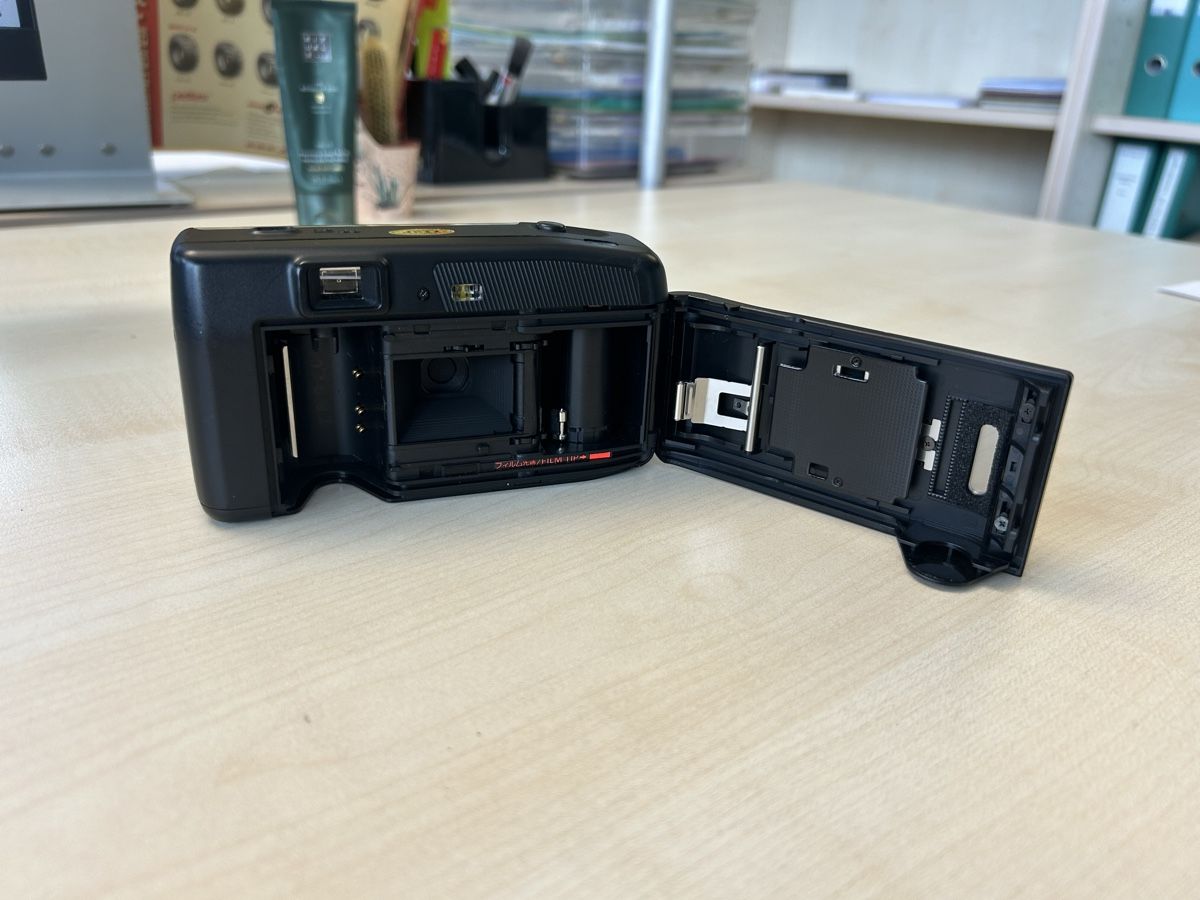 Nikon Fotocamera: Analog Kamera Nikon RF2 – Nuovo (secondo la descrizione) da Zuchwil venduto da celixne 2