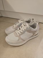 Cooler Sneaker - Grösse 39